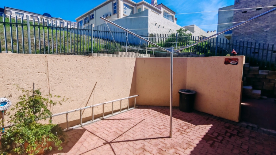 4 Bedroom Property for Sale in Island View Western Cape